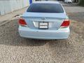Toyota Camry 2005 года за 4 150 000 тг. в Актобе – фото 2