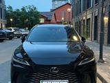 Lexus RX 500h 2023 годаүшін33 000 000 тг. в Атырау