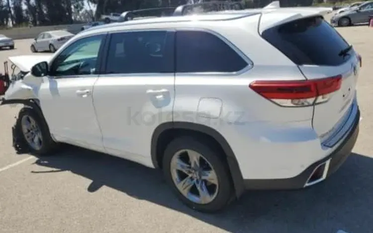 Toyota Highlander 2017 года за 10 000 тг. в Алматы