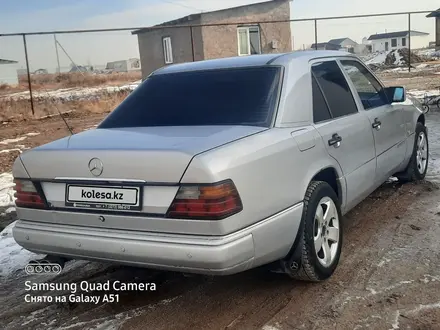 Mercedes-Benz E 300 1992 года за 1 999 999 тг. в Ащибулак – фото 6