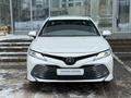 Toyota Camry Luxe 2021 года за 15 200 000 тг. в Астана – фото 5