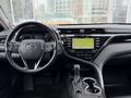 Toyota Camry Luxe 2021 года за 15 200 000 тг. в Астана – фото 9