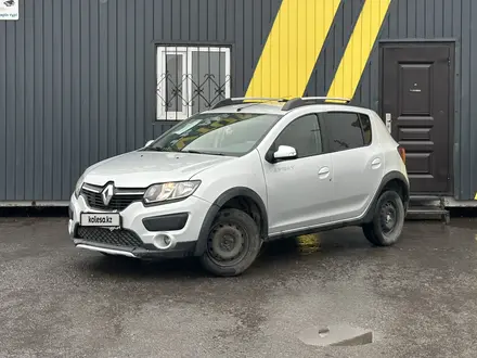 Renault Sandero Stepway 2015 года за 3 450 000 тг. в Караганда