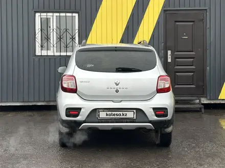 Renault Sandero Stepway 2015 года за 3 450 000 тг. в Караганда – фото 5
