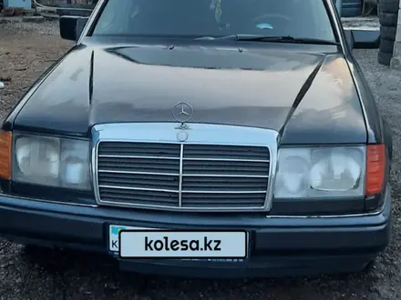 Mercedes-Benz E 230 1992 года за 1 500 000 тг. в Алматы