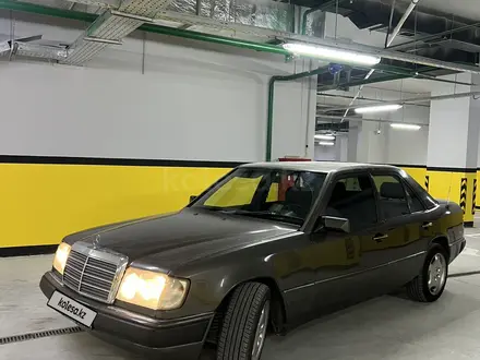 Mercedes-Benz E 230 1992 года за 1 900 000 тг. в Шымкент – фото 2