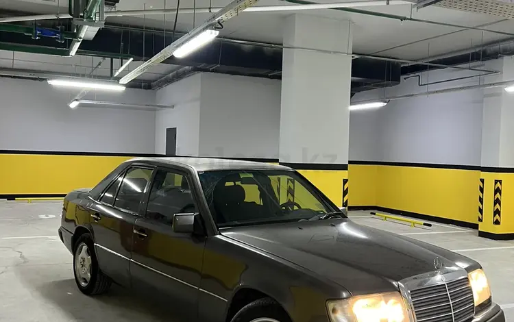 Mercedes-Benz E 230 1992 года за 1 900 000 тг. в Шымкент