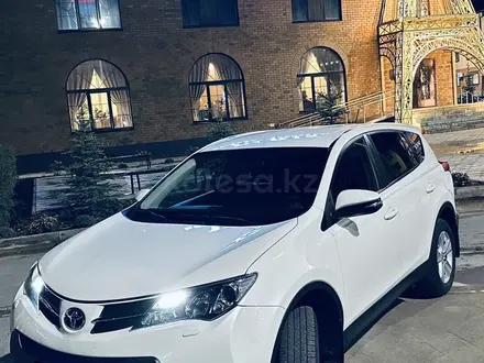 Toyota RAV4 2013 года за 10 400 000 тг. в Уральск – фото 3