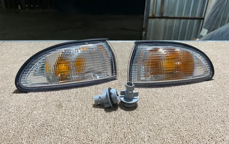 Поворотник (Габарит) — Mitsubishi Galant E-55 1993-1996 за 5 000 тг. в Алматы