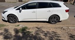 Toyota Avensis 2012 года за 5 600 000 тг. в Астана – фото 2