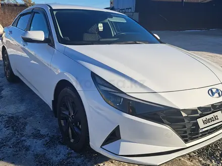 Hyundai Elantra 2022 года за 9 200 000 тг. в Рудный – фото 3