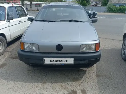 Volkswagen Passat 1991 года за 1 300 000 тг. в Уральск – фото 3