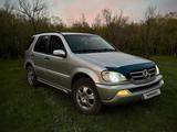 Mercedes-Benz ML 320 2002 годаfor5 000 000 тг. в Караганда – фото 3