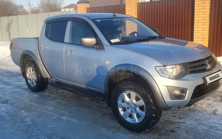 Mitsubishi L200 2012 года за 6 500 000 тг. в Астана