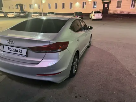 Hyundai Elantra 2018 года за 7 350 000 тг. в Павлодар – фото 5