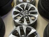 Тойота Сиенна оригинал комплект диски за 315 000 тг. в Атырау – фото 3