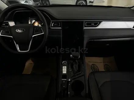 JAC J7 Luxury CVT New 2024 года за 8 990 000 тг. в Семей – фото 31