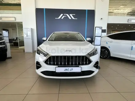 JAC J7 Comfort Plus 2025 года за 6 490 000 тг. в Семей