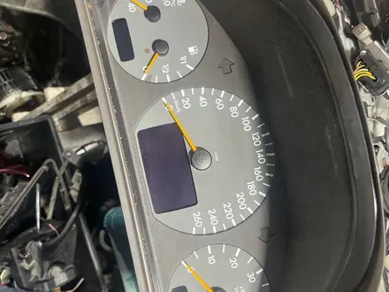 Шиток приборов на Mercedes Benz W210 за 60 000 тг. в Алматы – фото 4