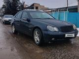 Mercedes-Benz C 200 2001 года за 2 600 000 тг. в Шымкент – фото 4