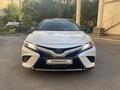 Toyota Camry 2020 года за 18 500 000 тг. в Алматы – фото 4