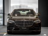 Mercedes-Benz S 450 4MATIC 2024 годаfor89 000 000 тг. в Астана – фото 2