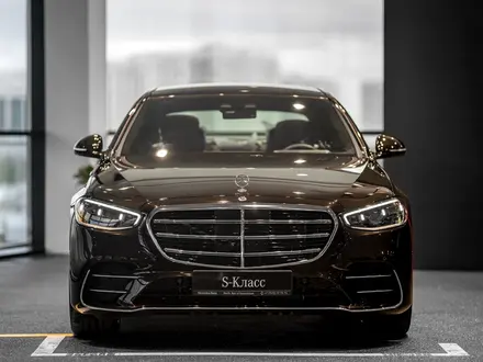 Mercedes-Benz S 450 4MATIC 2025 года за 110 000 000 тг. в Астана – фото 2