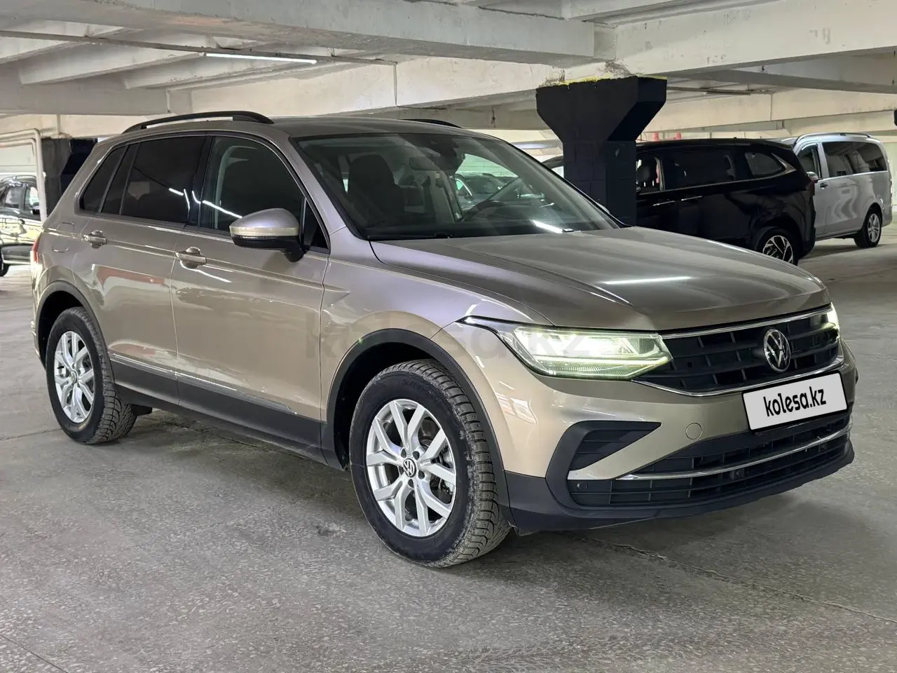 Volkswagen Tiguan, 2021