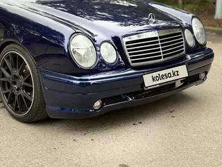Mercedes-Benz E 55 AMG