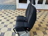 Сиденья двойной с тумбой за 185 000 тг. в Кордай – фото 3