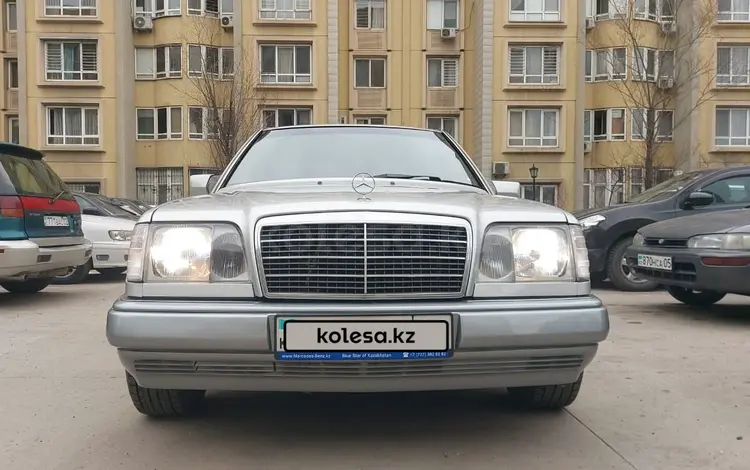 Mercedes-Benz E 220 1993 годаүшін2 800 000 тг. в Алматы