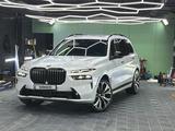 BMW X7 2022 года за 50 000 000 тг. в Астана