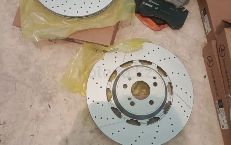 Диски тормозные колодки мерседес W222 S63 AMG W213 W212 E63 за 230 000 тг. в Астана