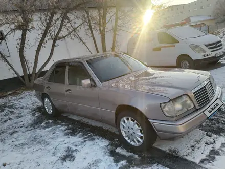 Mercedes-Benz E 280 1995 года за 2 600 000 тг. в Кызылорда