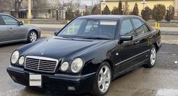 Mercedes-Benz E 320 1998 годаfor3 800 000 тг. в Тараз