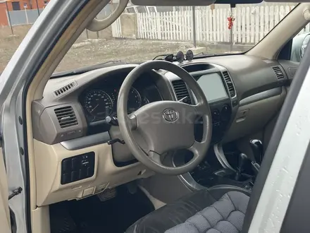 Toyota Land Cruiser Prado 2006 года за 10 000 000 тг. в Астана – фото 4