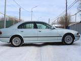 BMW 523 1997 года за 2 600 000 тг. в Сарыозек – фото 3