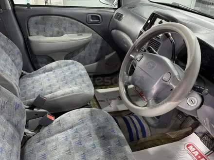 Toyota Raum 1997 года за 1 900 000 тг. в Алматы – фото 9