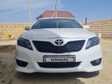 Toyota Camry 2010 года за 6 900 000 тг. в Жанаозен – фото 2