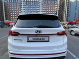 Hyundai Santa Fe 2022 года за 19 800 000 тг. в Алматы – фото 5