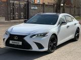 Lexus ES 350 2020 года за 22 000 000 тг. в Тараз