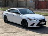 Lexus ES 350 2020 года за 22 000 000 тг. в Тараз – фото 3