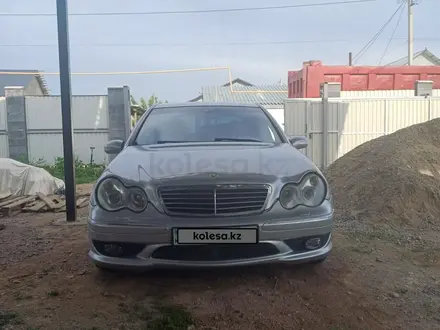 Mercedes-Benz C 230 2004 года за 4 500 000 тг. в Алматы – фото 3