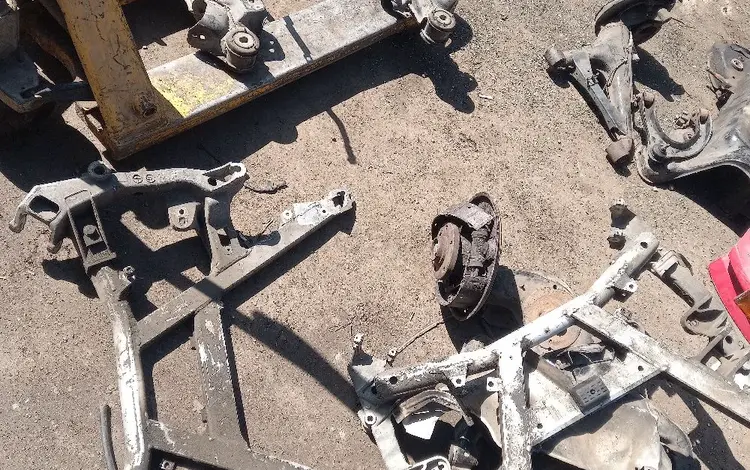 Балка переднее за 15 000 тг. в Алматы