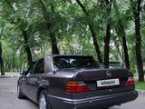 Mercedes-Benz E 220 1993 годаүшін2 200 000 тг. в Алматы – фото 4