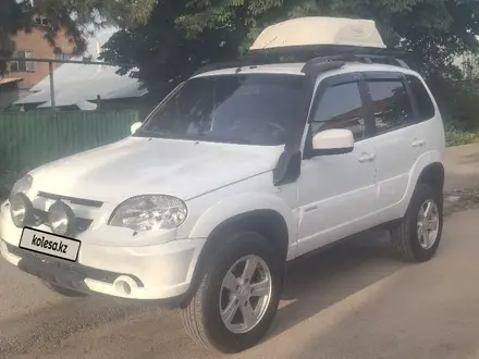 Chevrolet Niva 2014 года за 3 800 000 тг. в Алматы – фото 3