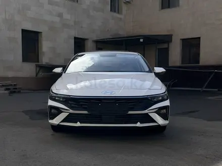 Hyundai Elantra 2023 года за 8 700 000 тг. в Астана
