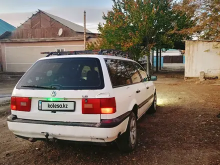 Volkswagen Passat 1994 года за 1 700 000 тг. в Шиели – фото 2