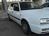 Volkswagen Golf 1995 года за 2 000 000 тг. в Астана – фото 2