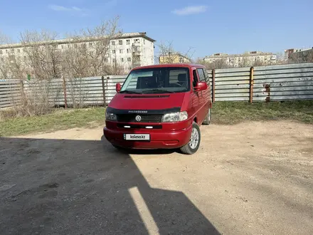 Volkswagen Caravelle 1996 года за 4 300 000 тг. в Степногорск